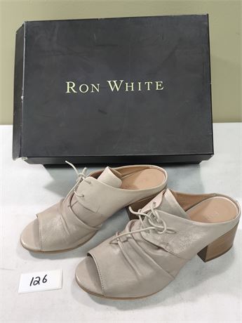 Lot 126 - Women's Heeled Leather Sandals Ron White Deshayna