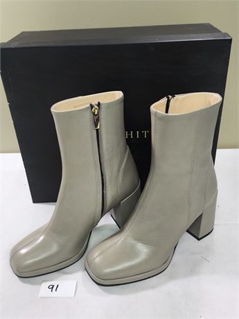Lot 91 - Women's Square Toe Block Heel Ankle Boots Ron White Hayleigh