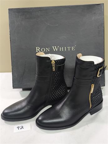 Lot 92 - Women's Cape Leather Boots Ron White Bailey