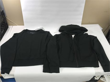 Lot 527 - S Recreation Martina Pullover S Recreation Briella Zip up hoodie