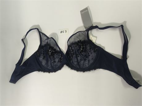 Lot 257 - Simone Perele Wish Full Cup Plunge Bra