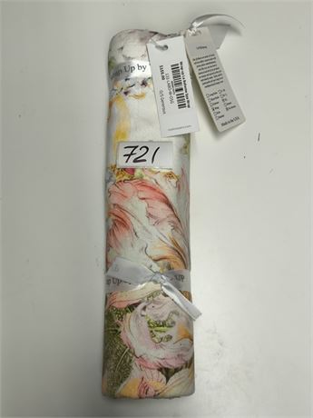 Lot 721 - Wrap Up La Boheme Spa Wrap