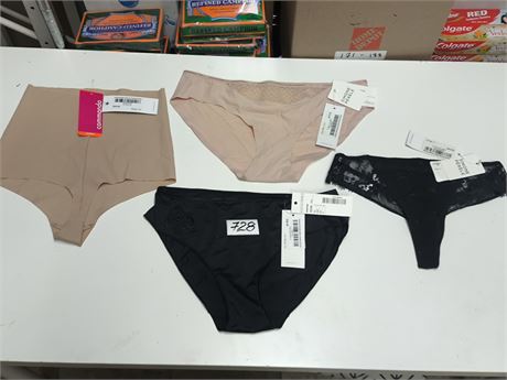 Lot 728 - Simone Perele and Commando Underwear