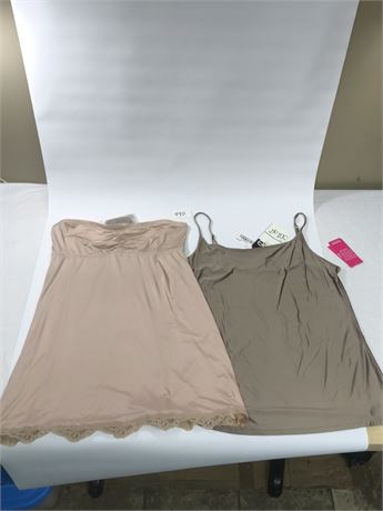 Lot 440 - Hanky Panky Silky Skin Chemise