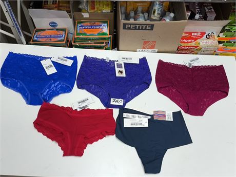 Lot 760 - Hanky Panky Underwear