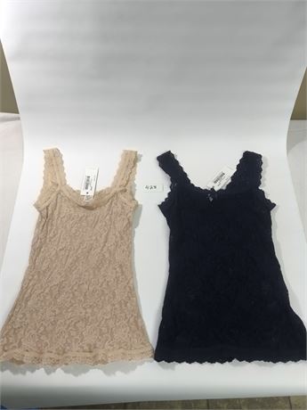 Lot 428 - Hanky Panky Signature Stretch Lace Classic Camisole
