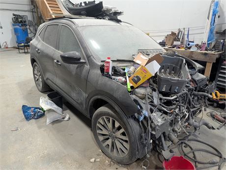 Lot 13A - 2022 Ford Escape Titanium