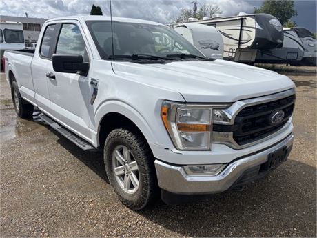 Lot 8318 - 2021 Ford F150 XLT