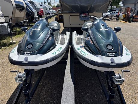 Lot 8420 - 2 1998 Yamaha Wave Runner XL 1200 & Trailer