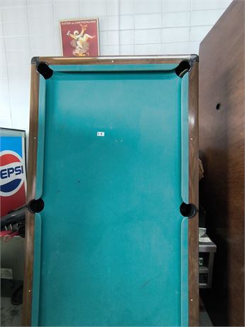 Lot 1-1 - Brunswich Pool Table