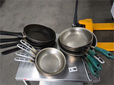 Lot 1-28 - Cooking Pans