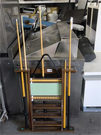 Lot 1-100 - Pool Cue Holder