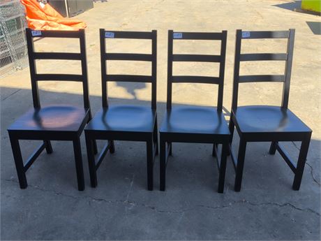 Lot 1-125 - Dinning Height Chair