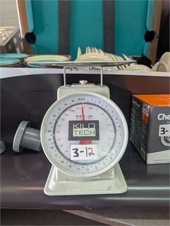 Lot 3-12 - Mechanical Scale