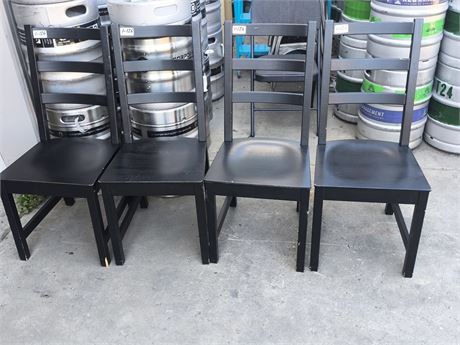 Lot 1-126 - Dinning Height Chair