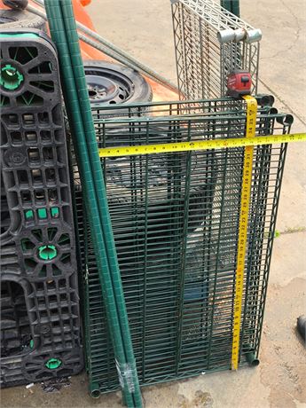 Lot 1-135 - Metal Storage Rack
