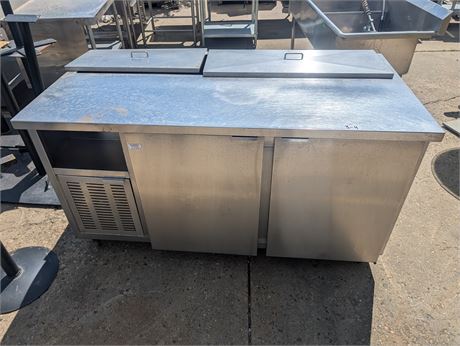 Lot 3-4 - Two Door Cooler
