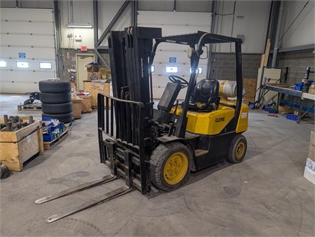 Lot 214 - Daewo forklift 625E