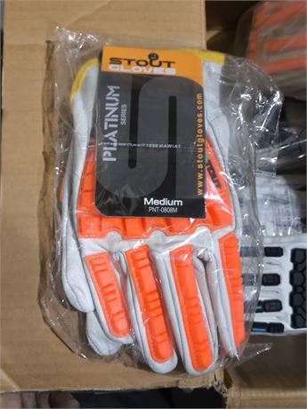 Lot 1 - WatsonWork Gloves