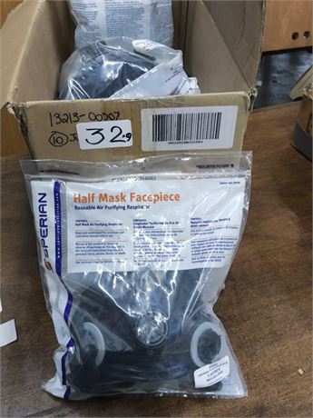 Lot 32 - Half Mask Facepiece