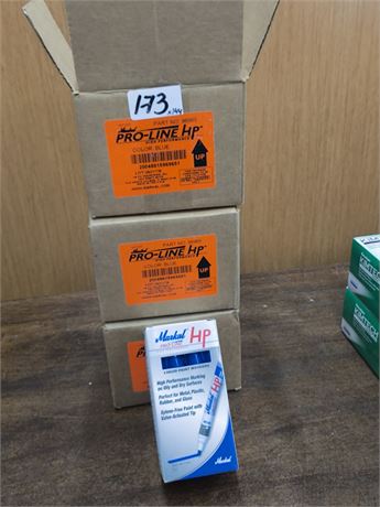 Lot 173 - Marker Proline HP liquid paint markers blue
