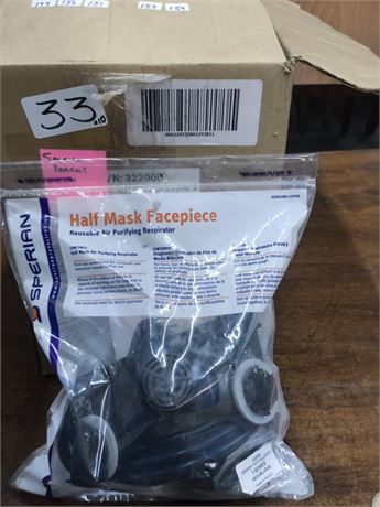 Lot 33 - Half Mask Facepiece