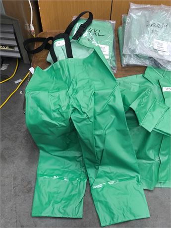 Lot 69 - NASCO AcidBasic Bib Trousers