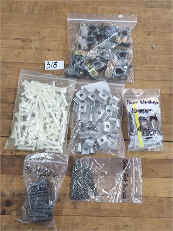 Lot 318 - Miscellaneous items