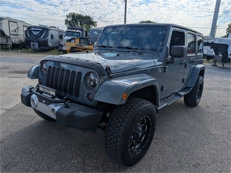 Lot 8449 - 2015 Jeep Wrangle Unlimited Sahara