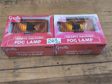 Lot 243 - Quartz halogen fog lamp
