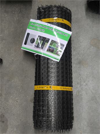 Lot 252 - Black plastic mesh safety fencing roll