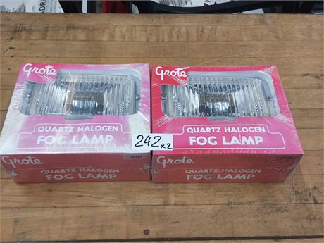 Lot 242 - Quartz halogen fog lamp