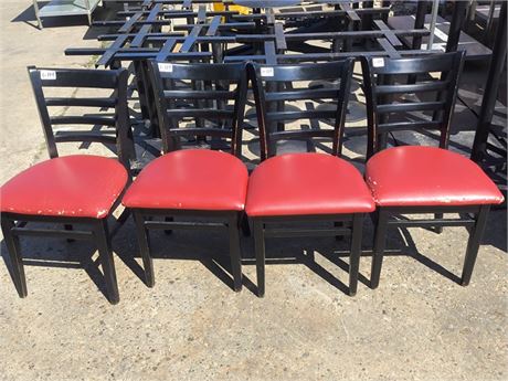 Lot 1-119 - Dinning Height Chair