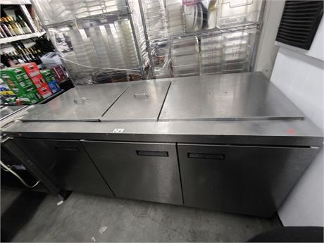 Lot 2-6- Manitowoc Prep Table