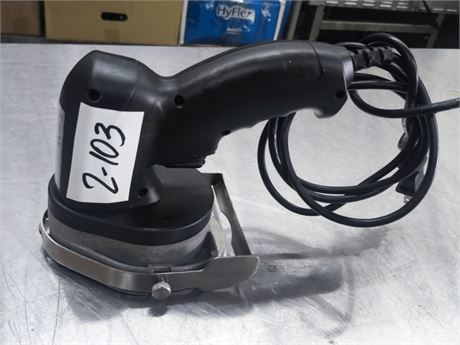 Lot 2-103 - Kebab Slicer Model KS100E