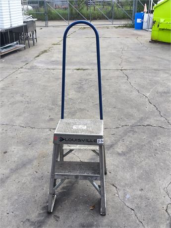 Lot 2-36 Step Stool
