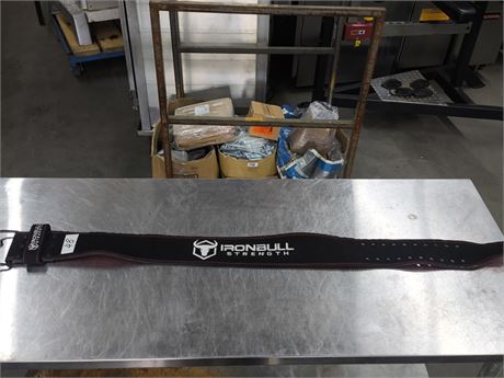 Lot 48 - Lifting Belt
