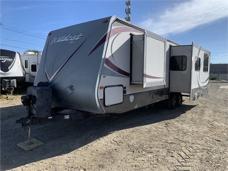 Lot 8483 - 2013 Forest River Wildcat Maxx