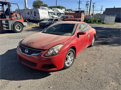 Lot - 8471 - 2010 NISSAN ALTIMA S