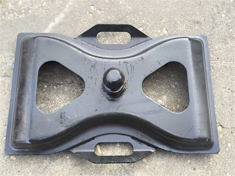 Lot - W-85 - Goose Neck Hitch