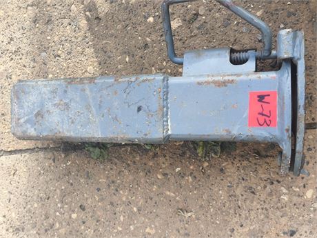 Lot - W-73 - Square Gooseneck Coupler 20"