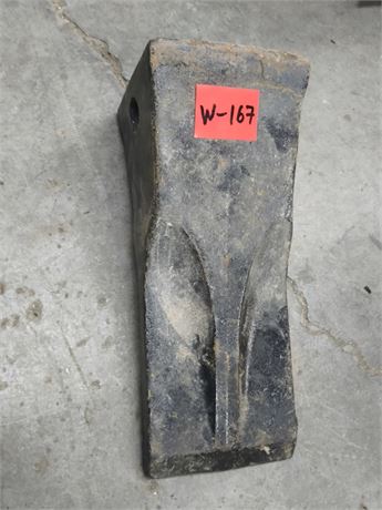 Lot - W-167 - Excavator/Heavy Duty Bucket Tooth Point
