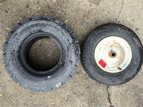 Lot - W - 122 - Tires