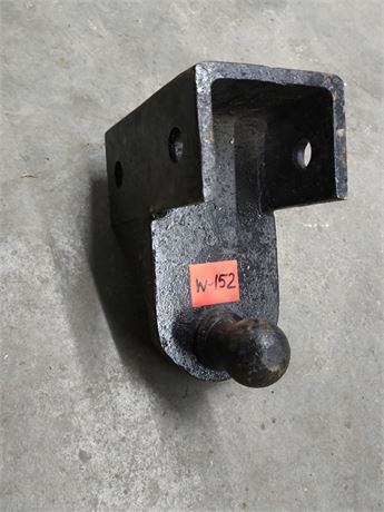 Lot - W-152 - Universal Trailer Hitch