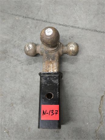 Lot - W - 137 -Trailer Tri-Ball Hitch mount